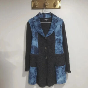 Papa Vancouver Womans  Long Blue/Black Button Down Sweater.